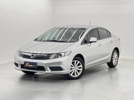 HONDA CIVIC 1.8 LXS 16V FLEX 4P AUTOMÁTICO